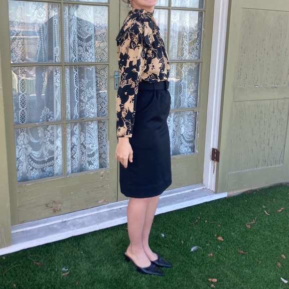 Don Sayres Skirt Suit Set - Picture 6 of 16